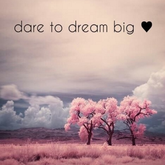 Meet your Posher, Jennifer - Picture 2 of 3